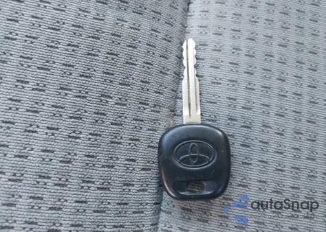 2005 Toyota Corolla Ce из США, поврежденный, VIN 1NXBR32E85Z434915